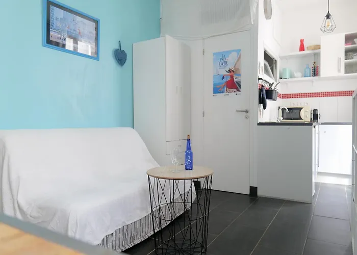 Equipe Emplacement Parfait Sur La Baie Des Sables D'olonne